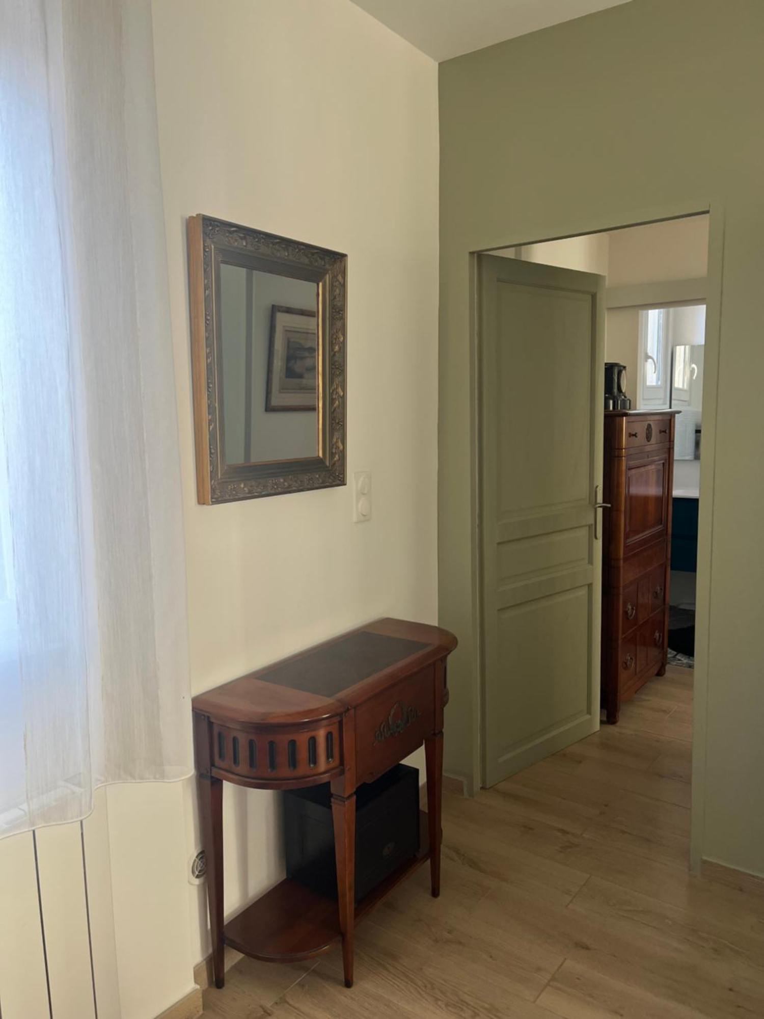 Appartement Standing Hotel Particulier Montpellier Buitenkant foto